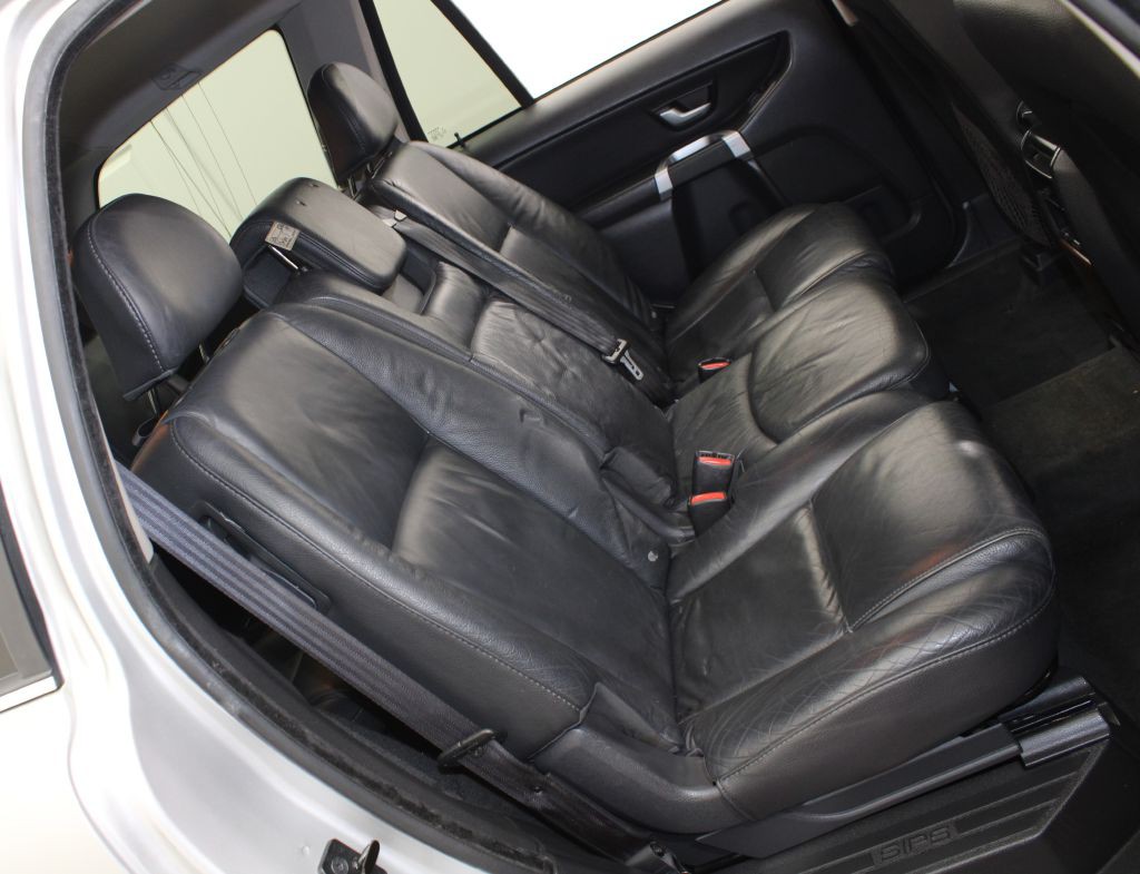 2010 Volvo XC90 Image 20