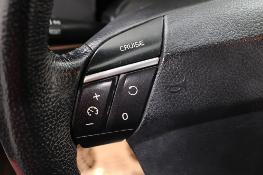 2010 Volvo XC90 Image 25