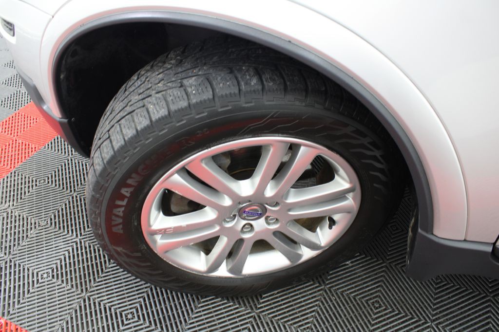 2010 Volvo XC90 Image 34