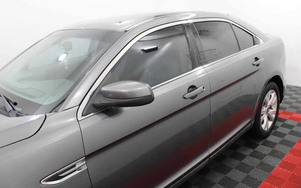 2011 Ford Taurus Image 7