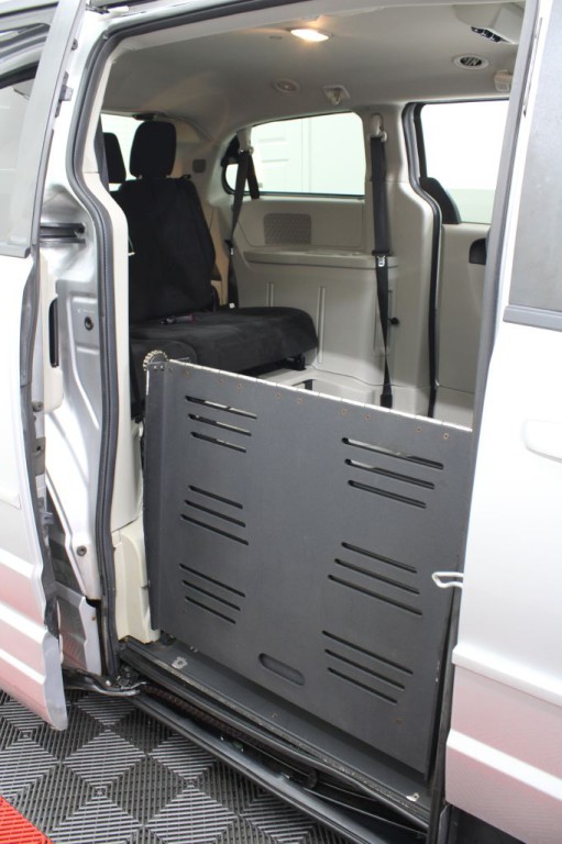 2012 Dodge Grand Caravan Image 24