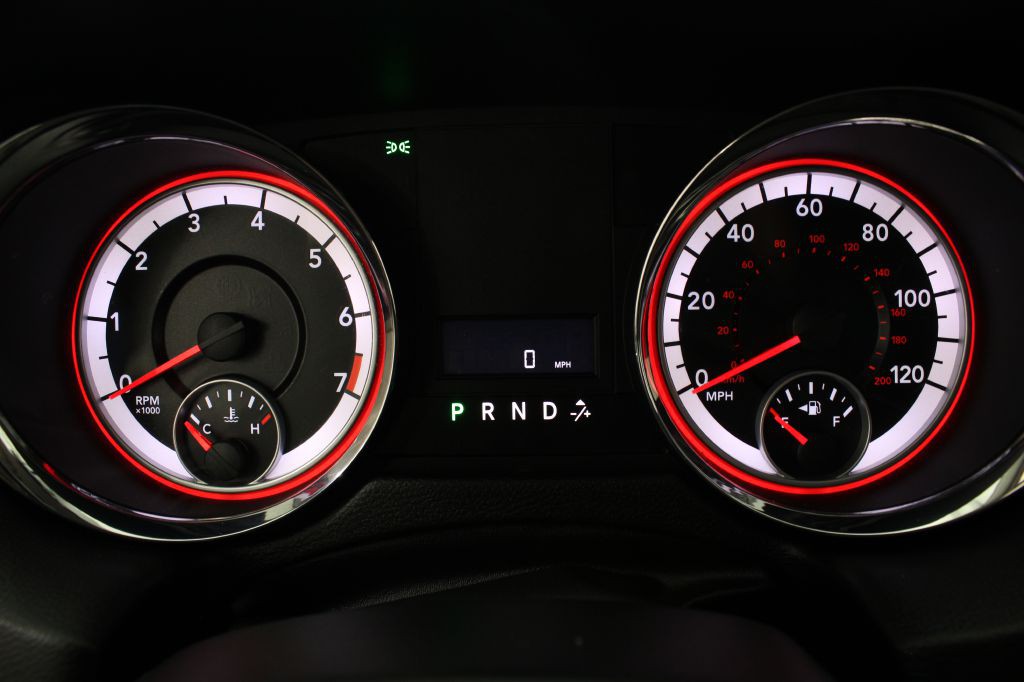 2012 Dodge Grand Caravan Image 32