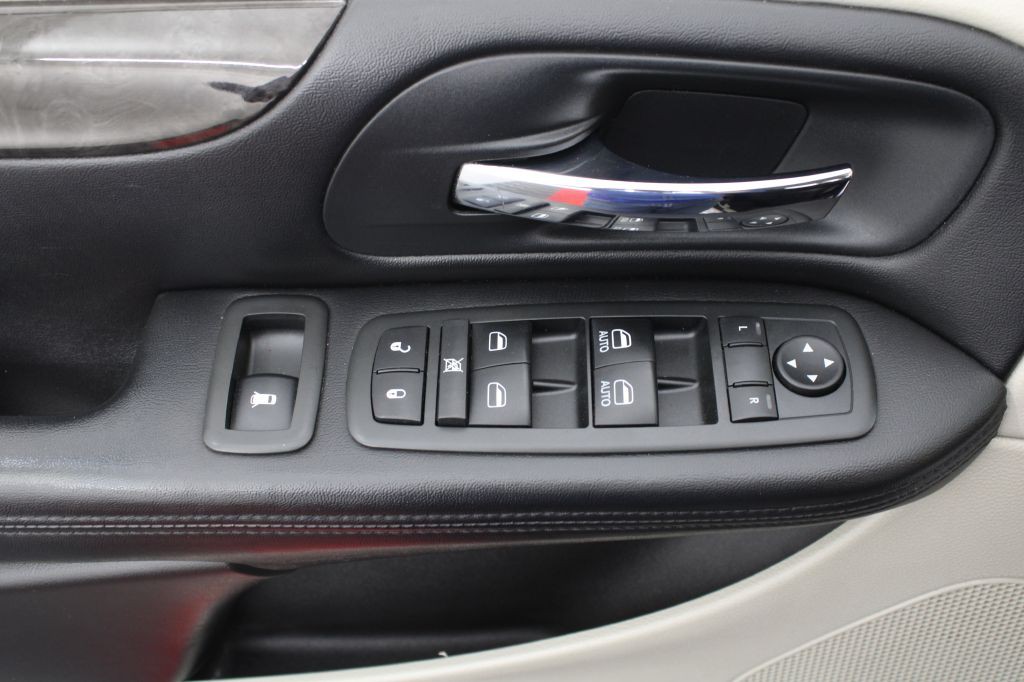 2012 Dodge Grand Caravan Image 37