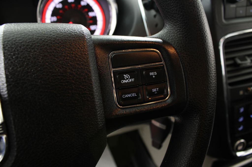 2012 Dodge Grand Caravan Image 40