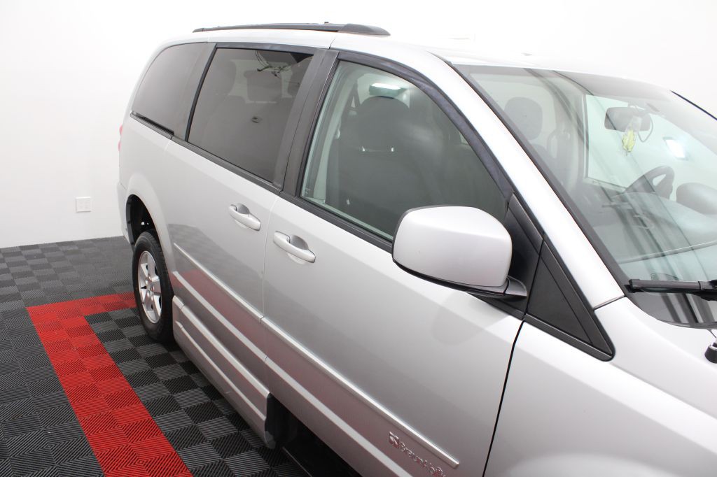 2012 Dodge Grand Caravan Image 8