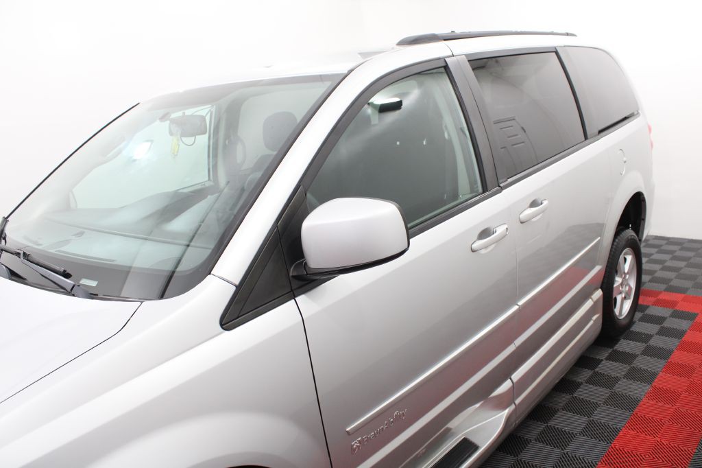 2012 Dodge Grand Caravan Image 9