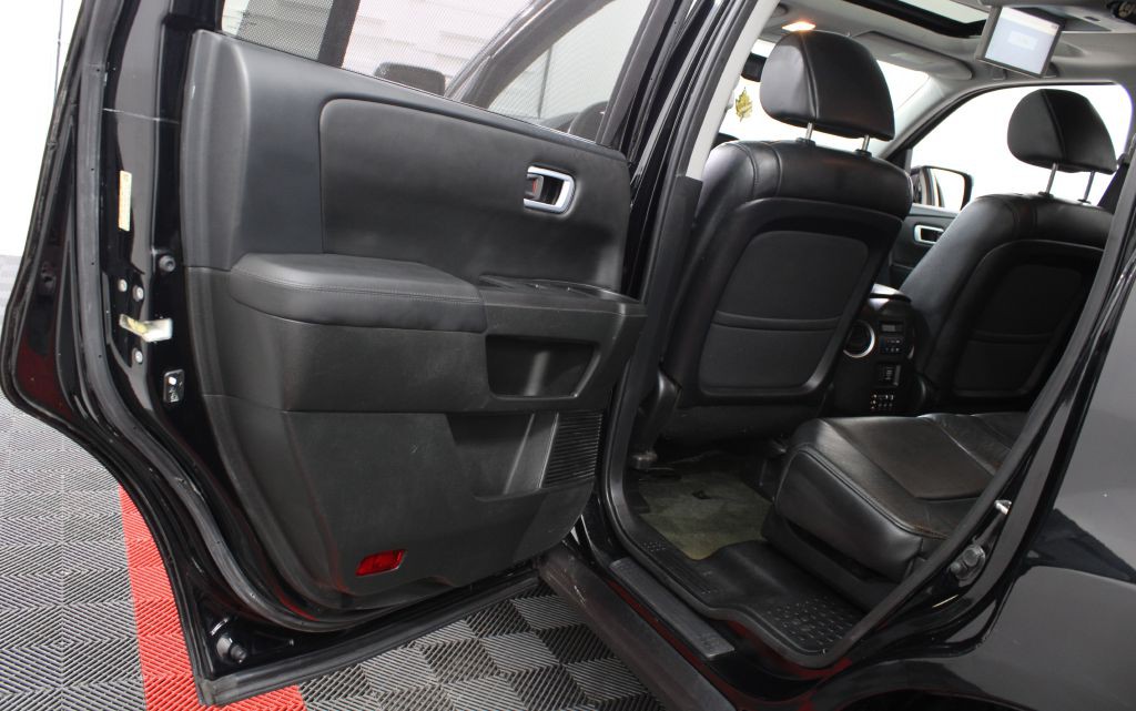 2015 Honda Pilot Image 16