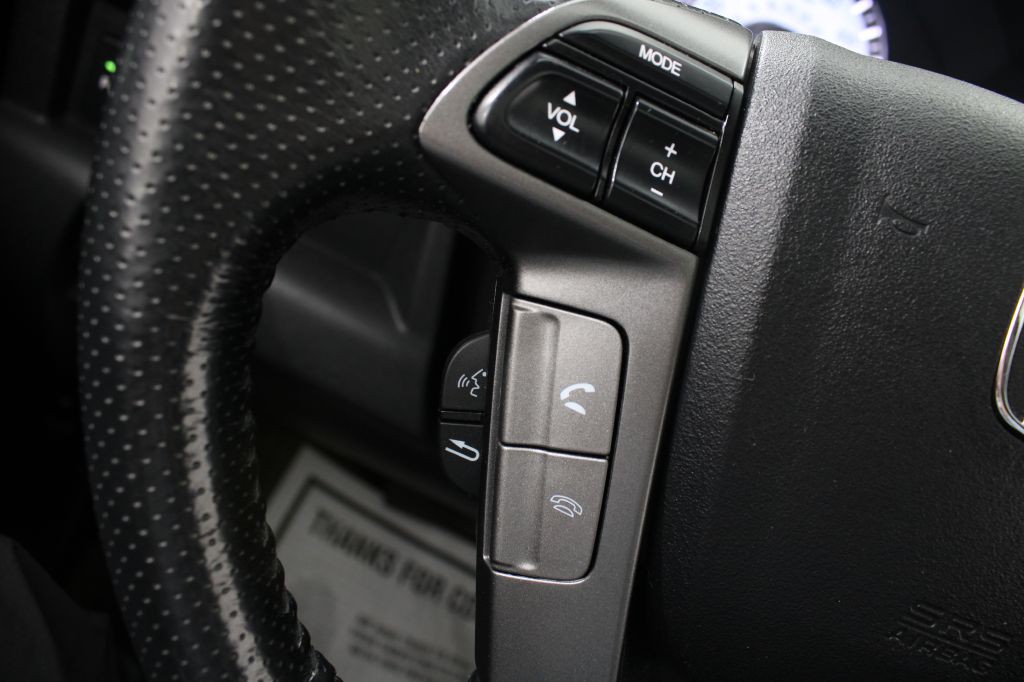 2015 Honda Pilot Image 40