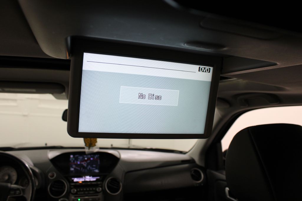 2015 Honda Pilot Image 43