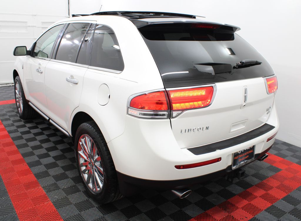 2011 Lincoln MKX Image 5