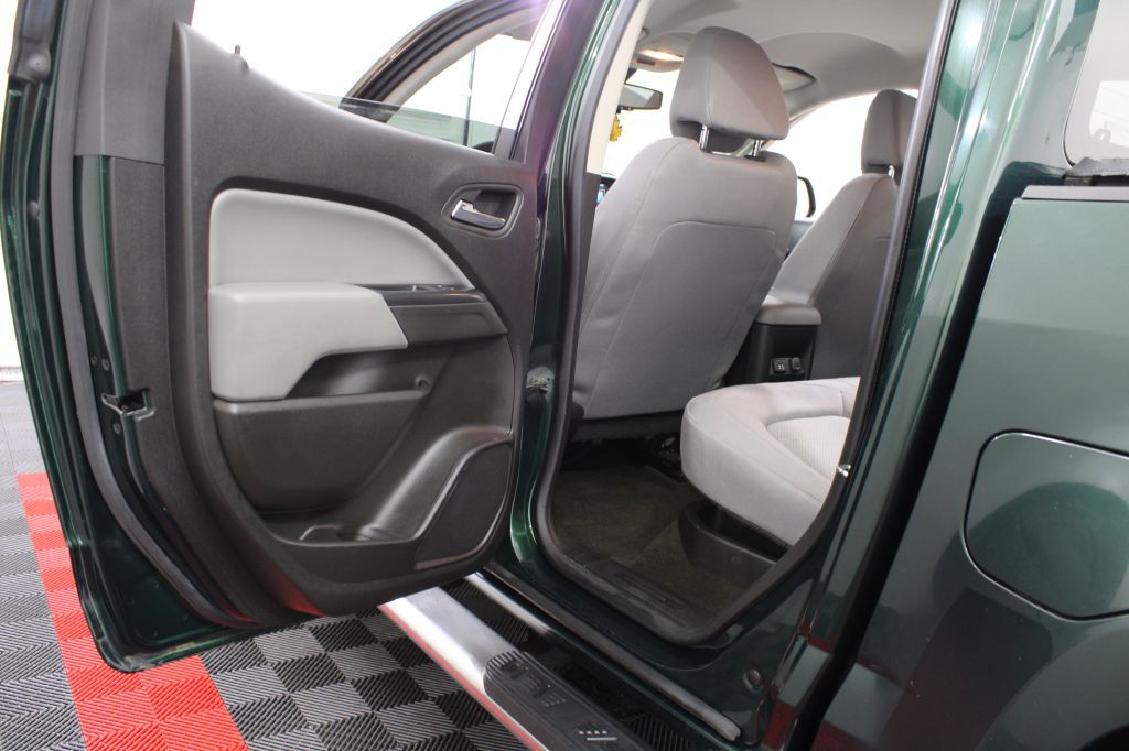 2015 Chevrolet Colorado Image 17
