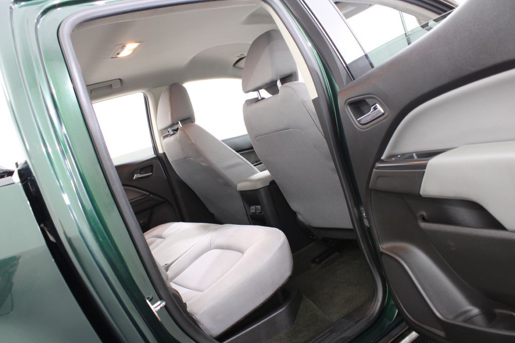 2015 Chevrolet Colorado Image 21