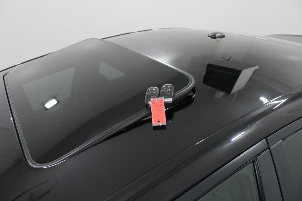 2011 Dodge Charger Image 10