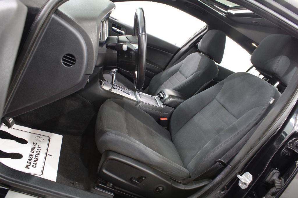 2011 Dodge Charger Image 15
