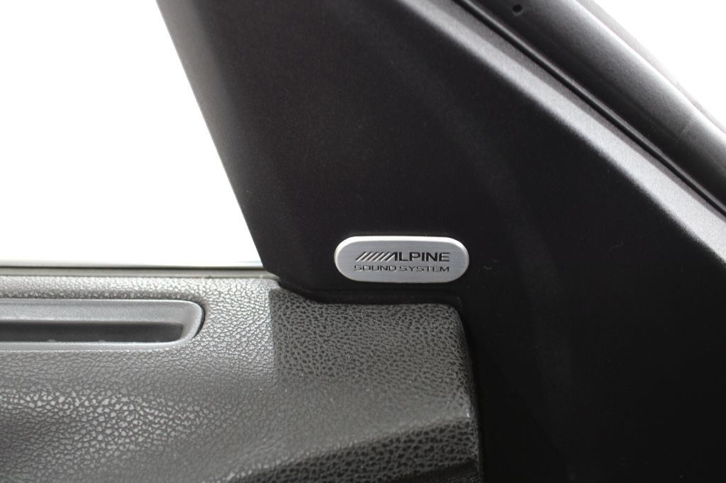 2011 Dodge Charger Image 32