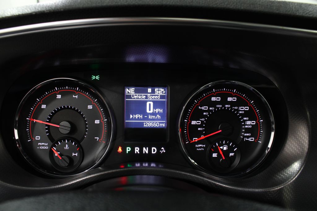 2011 Dodge Charger Image 38