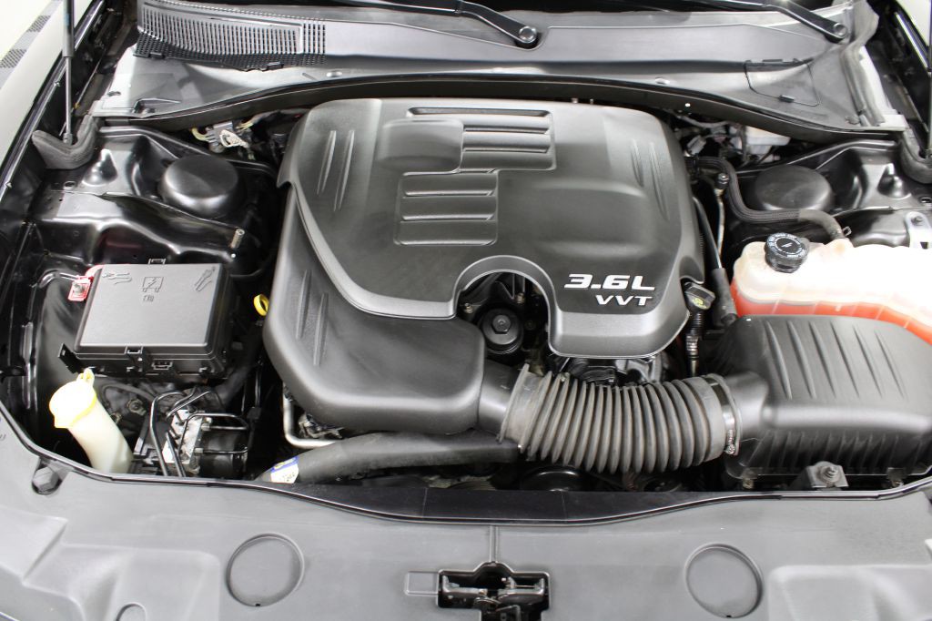 2011 Dodge Charger Image 45