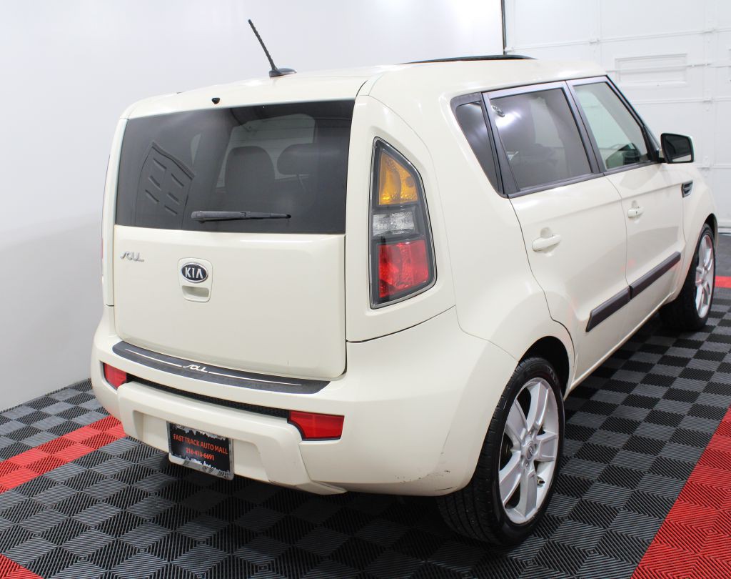 2011 Kia Soul Image 6