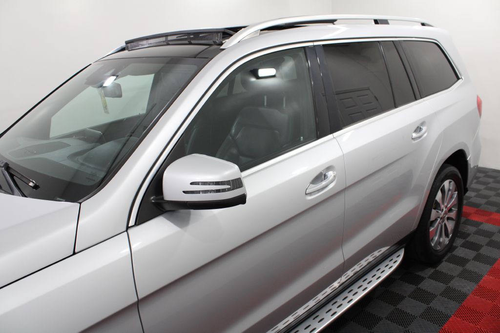 2017 Mercedes-Benz GLS-Class Image 9