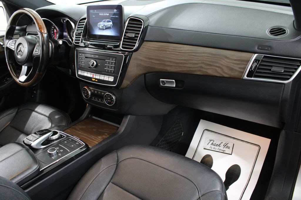 2017 Mercedes-Benz GLS-Class Image 29