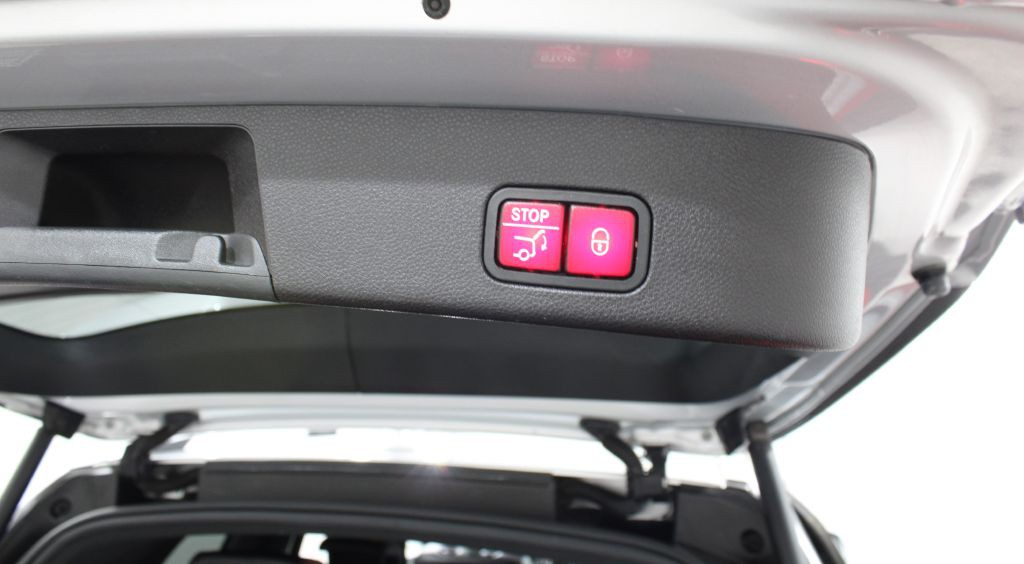 2017 Mercedes-Benz GLS-Class Image 30