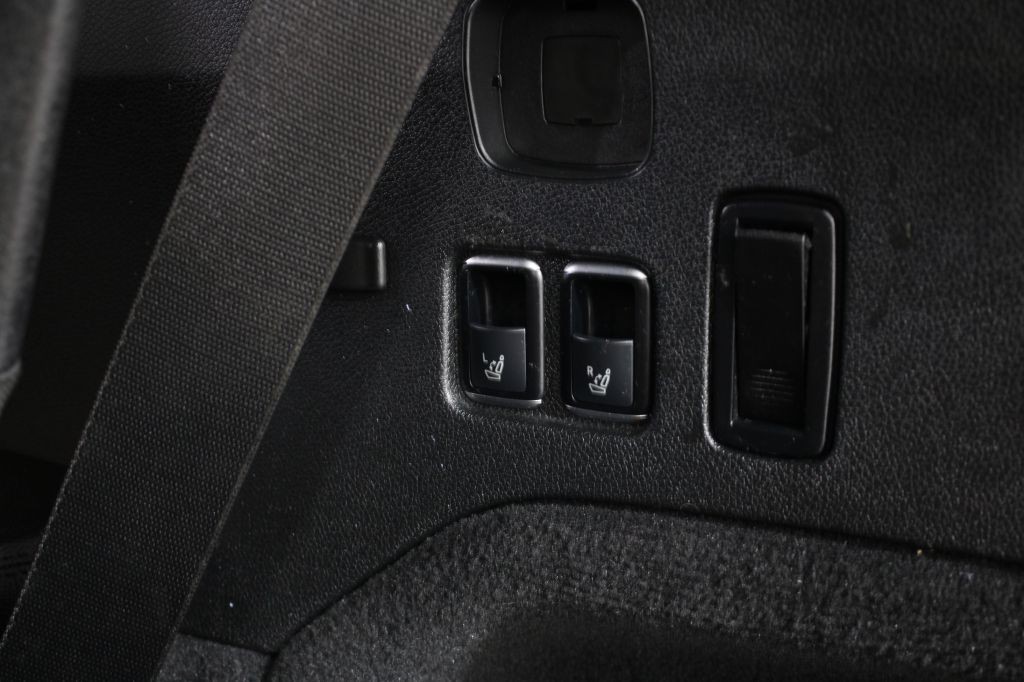 2017 Mercedes-Benz GLS-Class Image 32