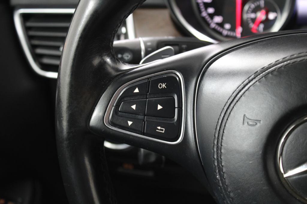 2017 Mercedes-Benz GLS-Class Image 40