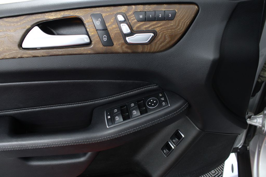 2017 Mercedes-Benz GLS-Class Image 51