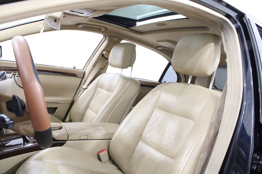 2010 Mercedes-Benz S-Class Image 14