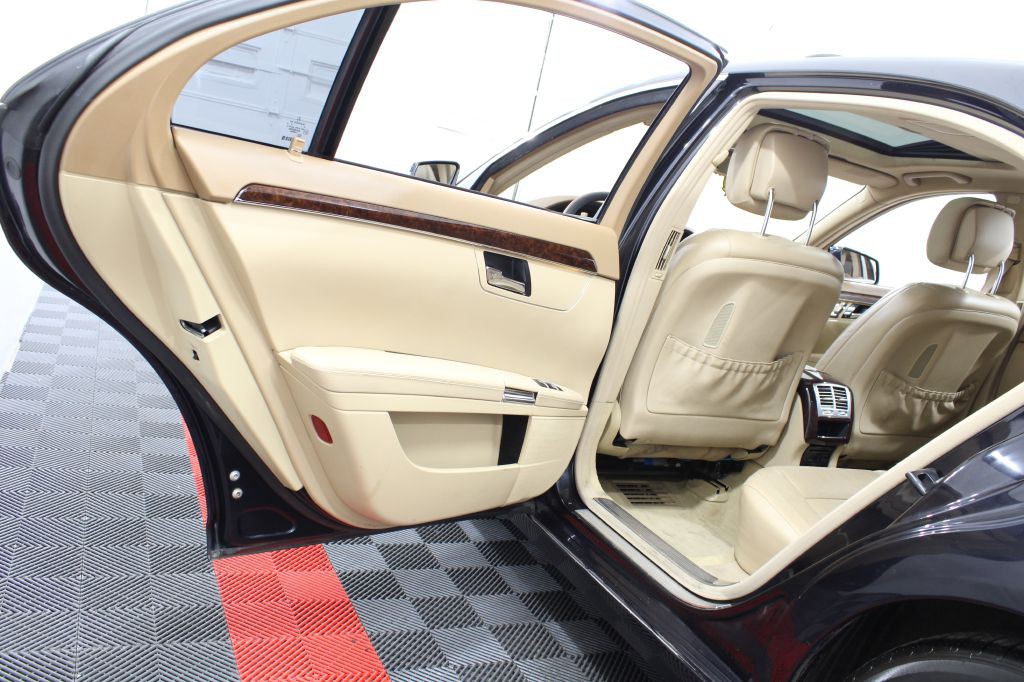 2010 Mercedes-Benz S-Class Image 15