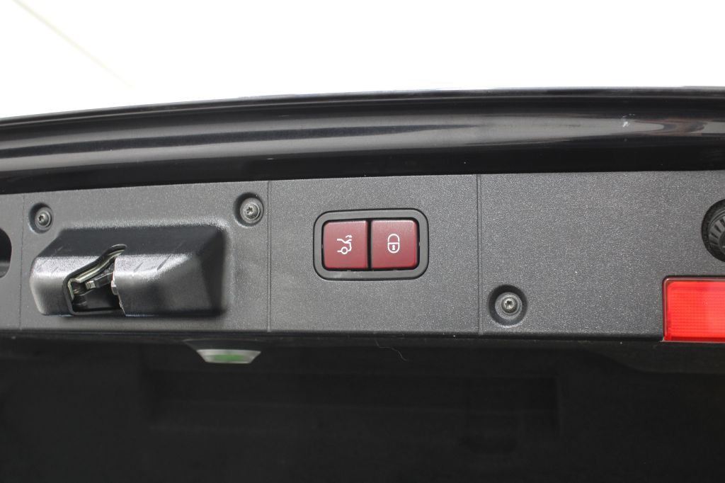 2010 Mercedes-Benz S-Class Image 18