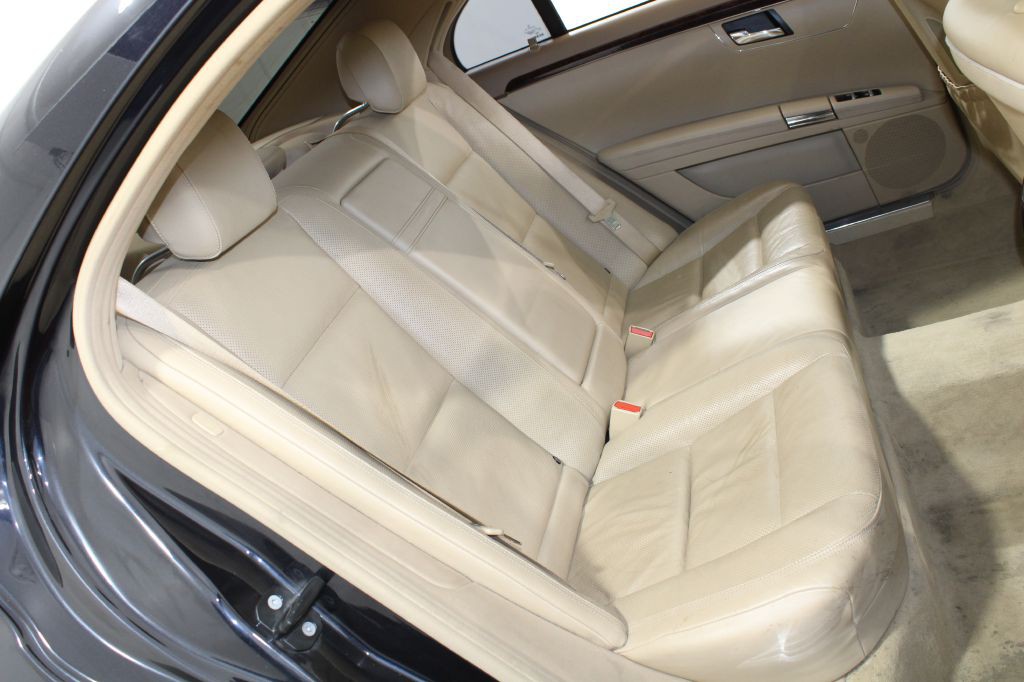 2010 Mercedes-Benz S-Class Image 21