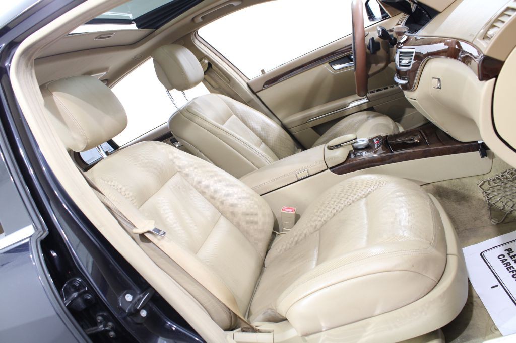 2010 Mercedes-Benz S-Class Image 25