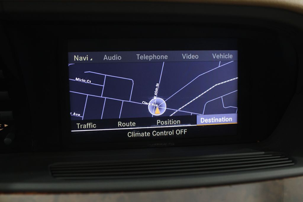 2010 Mercedes-Benz S-Class Image 29