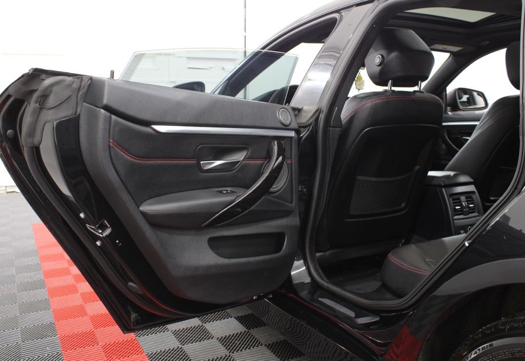 2015 BMW 4 Series Image 18