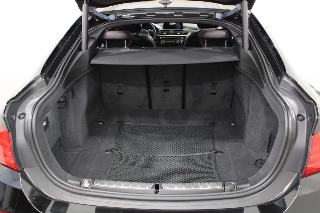 2015 BMW 4 Series Image 38