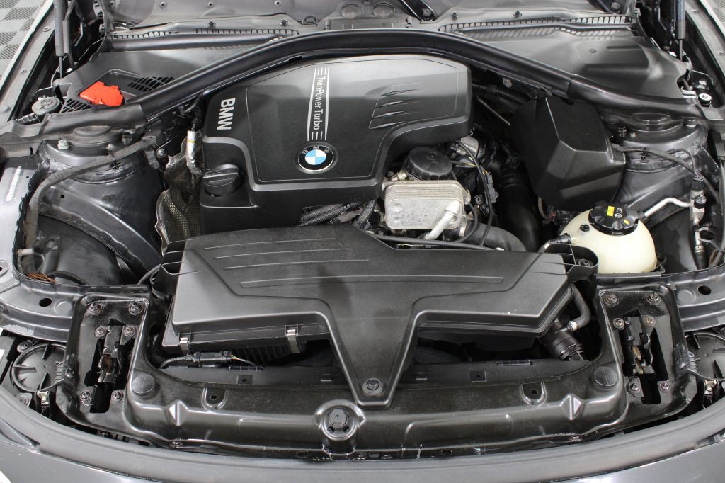 2015 BMW 4 Series Image 56