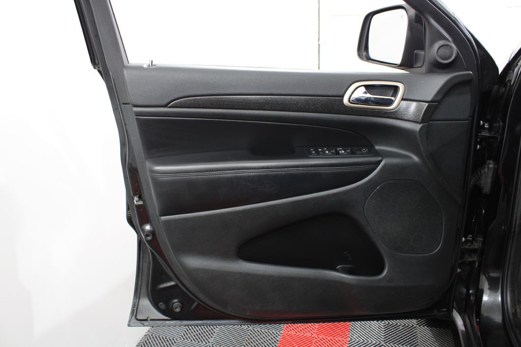 2015 Jeep Grand Cherokee Image 15