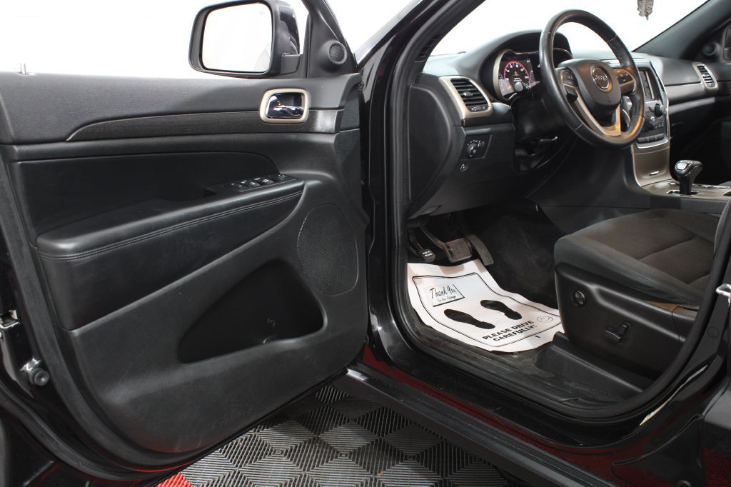 2015 Jeep Grand Cherokee Image 16