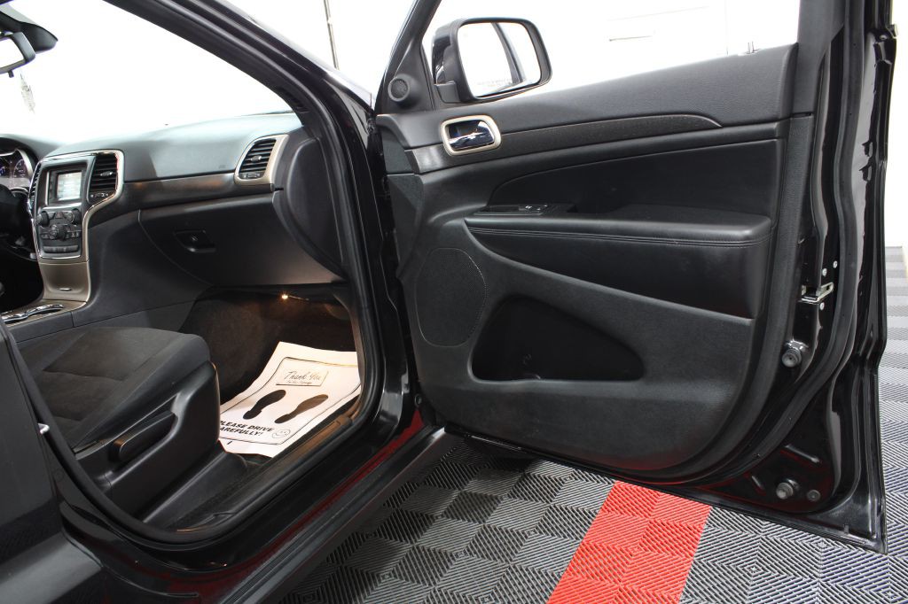 2015 Jeep Grand Cherokee Image 25