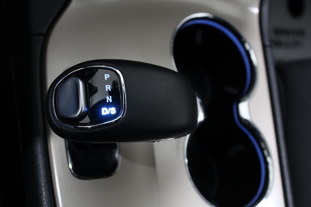 2015 Jeep Grand Cherokee Image 32