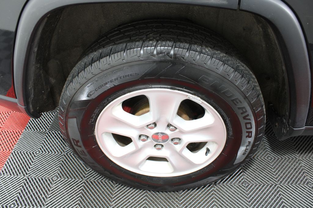 2015 Jeep Grand Cherokee Image 39