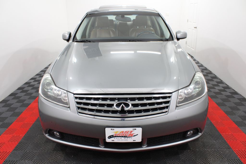 2006 INFINITI M35 Image 3