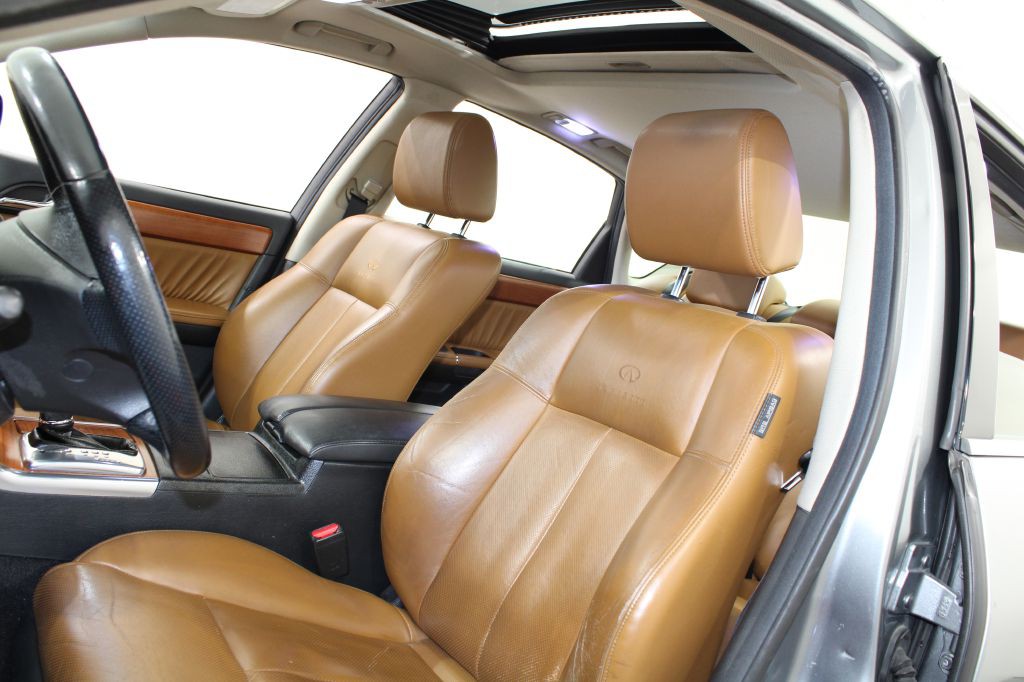 2006 INFINITI M35 Image 18