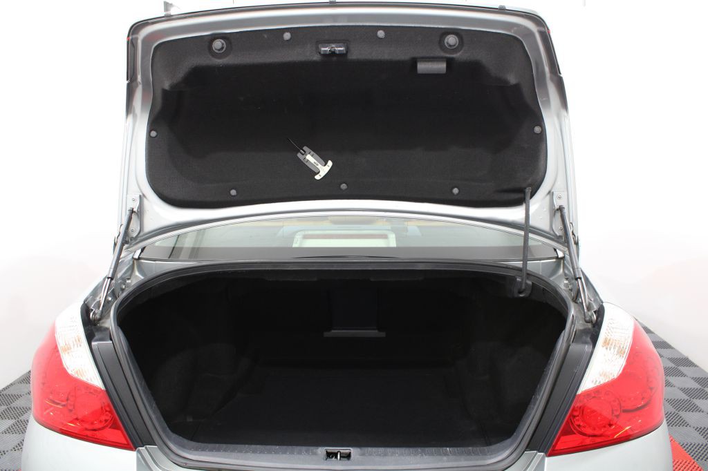 2006 INFINITI M35 Image 27