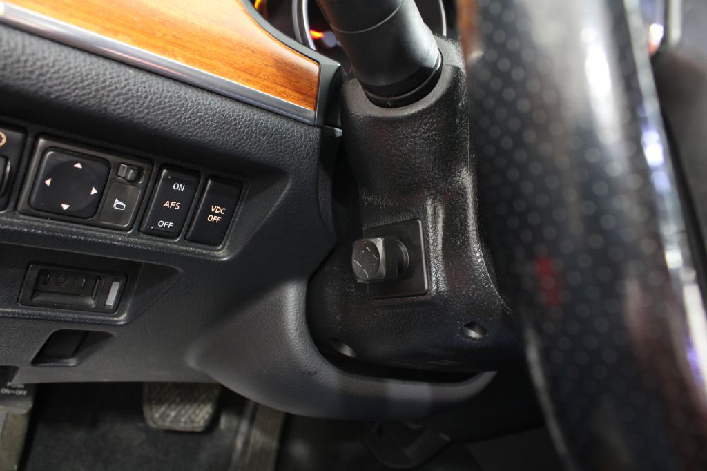 2006 INFINITI M35 Image 34