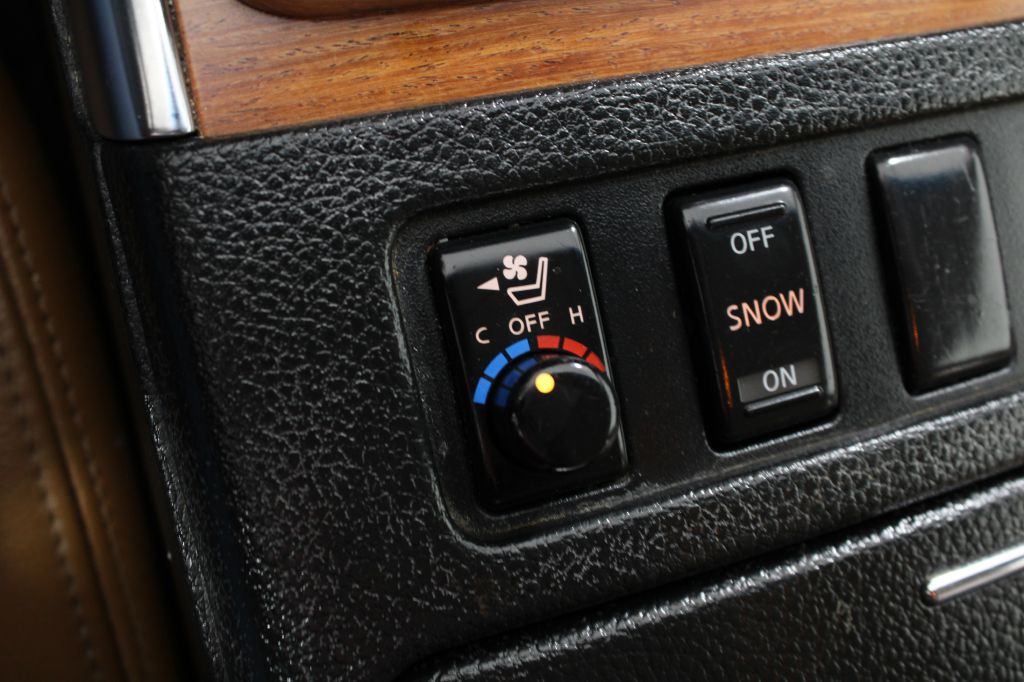 2006 INFINITI M35 Image 38