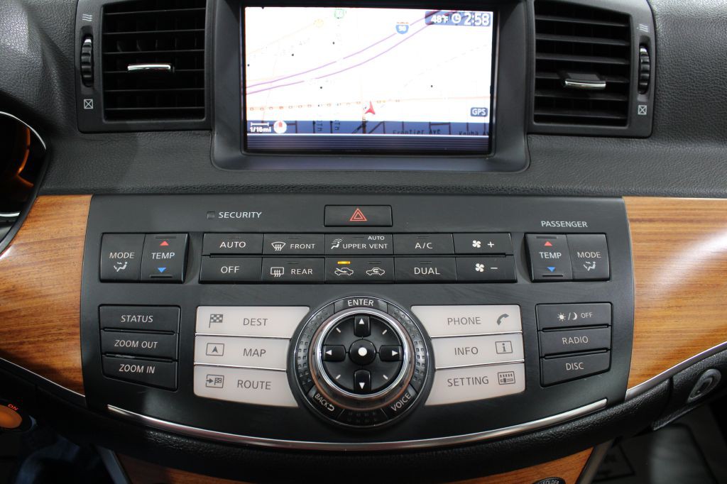 2006 INFINITI M35 Image 41