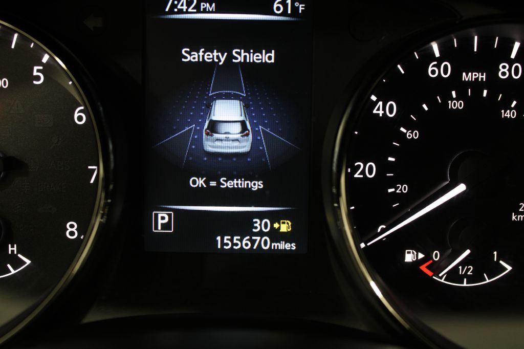 2017 Nissan Rogue Image 28