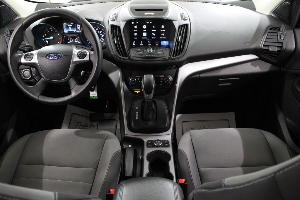 2016 Ford Escape Image 2